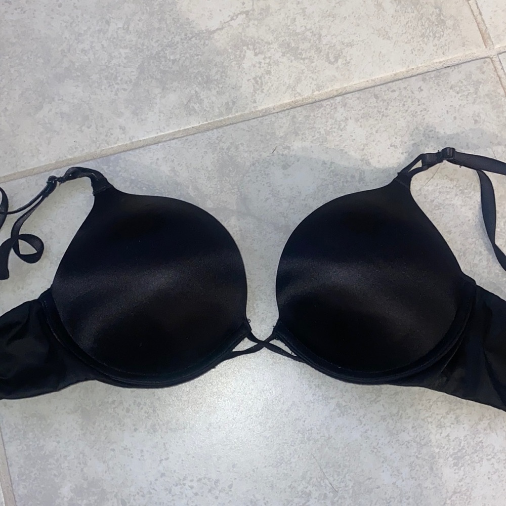 Victorias Secret Bombshell Bra - plunge